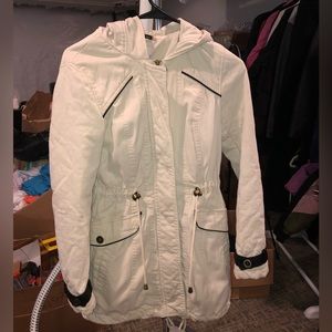 Kids bar III coat size xs